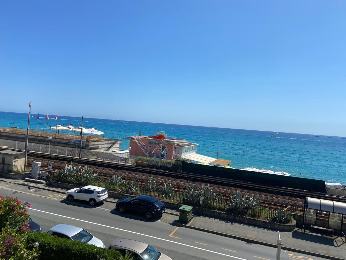 Piccolo Hotel Di Lavagna Eksteriør bilde