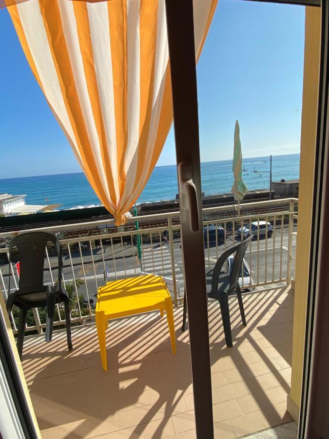 Piccolo Hotel Di Lavagna Eksteriør bilde